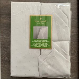 COPY - KATE SPADE New York Nine-Piece Tablecloth Set